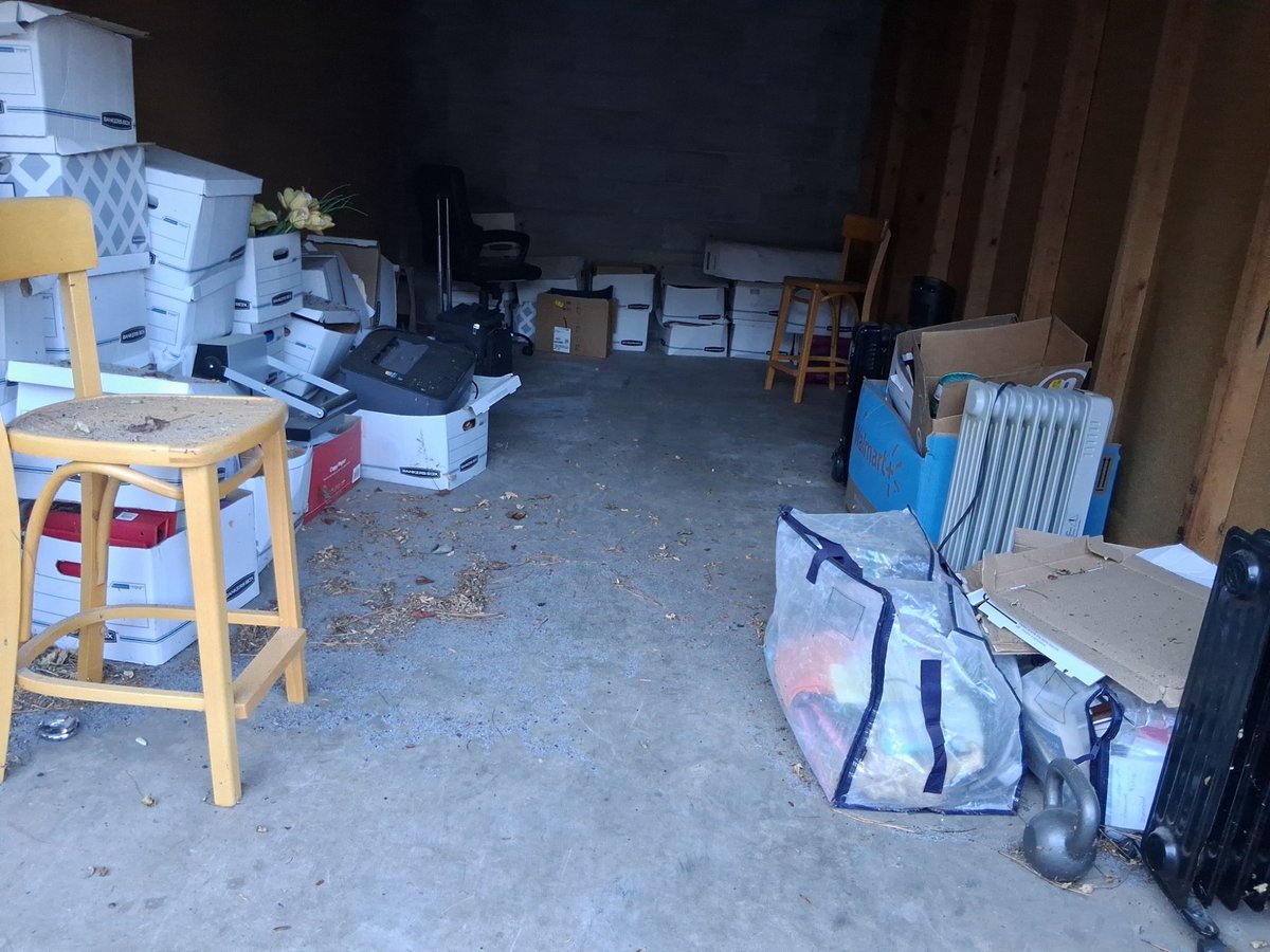 10 x 20 storage unit in Roswell, GA