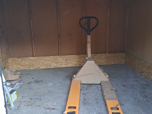 10 x 10 unit in Roswell