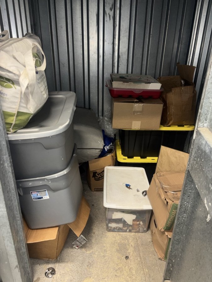 5 x 5 storage unit in Langhorne, PA