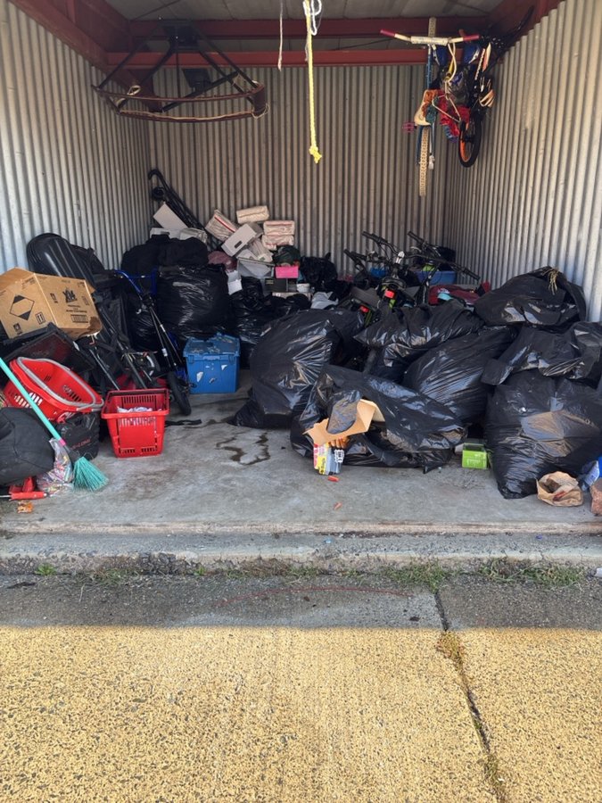 10 x 15 storage unit in Philadelphia, PA