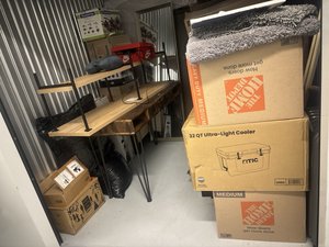 7 x 10 unit in Oviedo