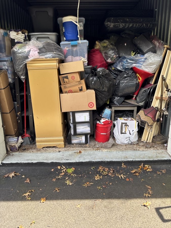 10 x 15 storage unit in Langhorne, PA