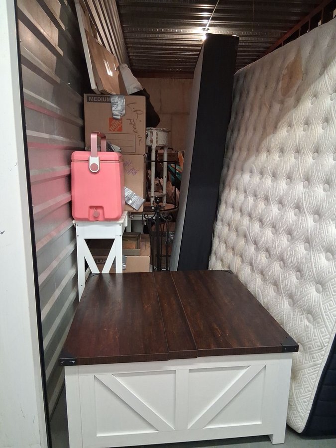 10 x 30 storage unit in Woodstock, GA