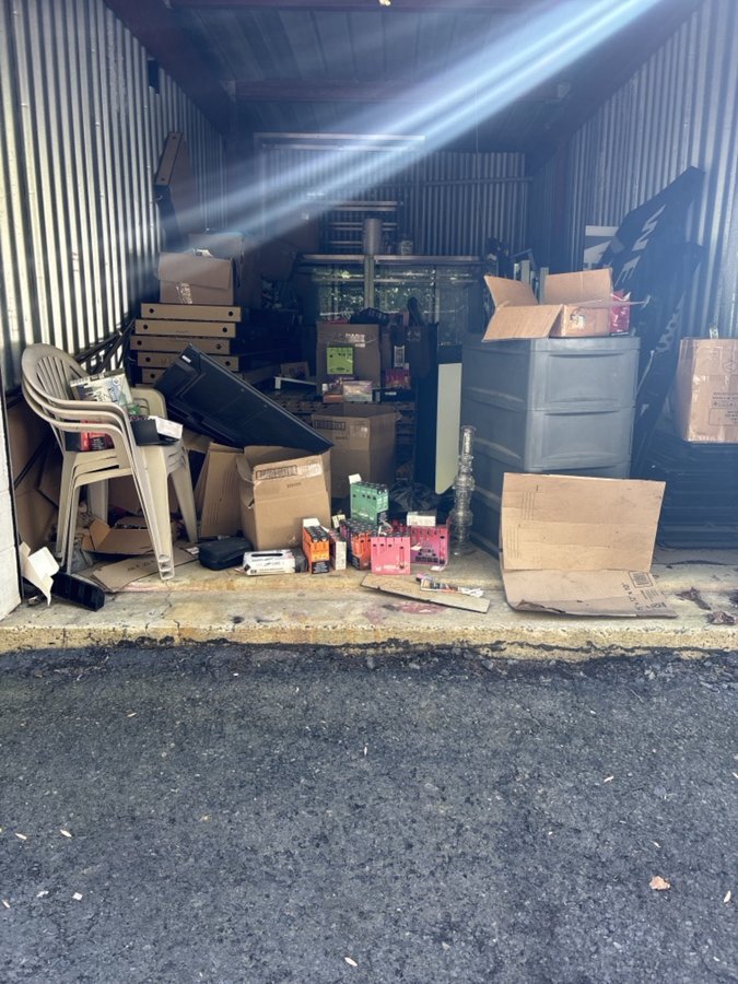 10 x 20 storage unit in Philadelphia, PA