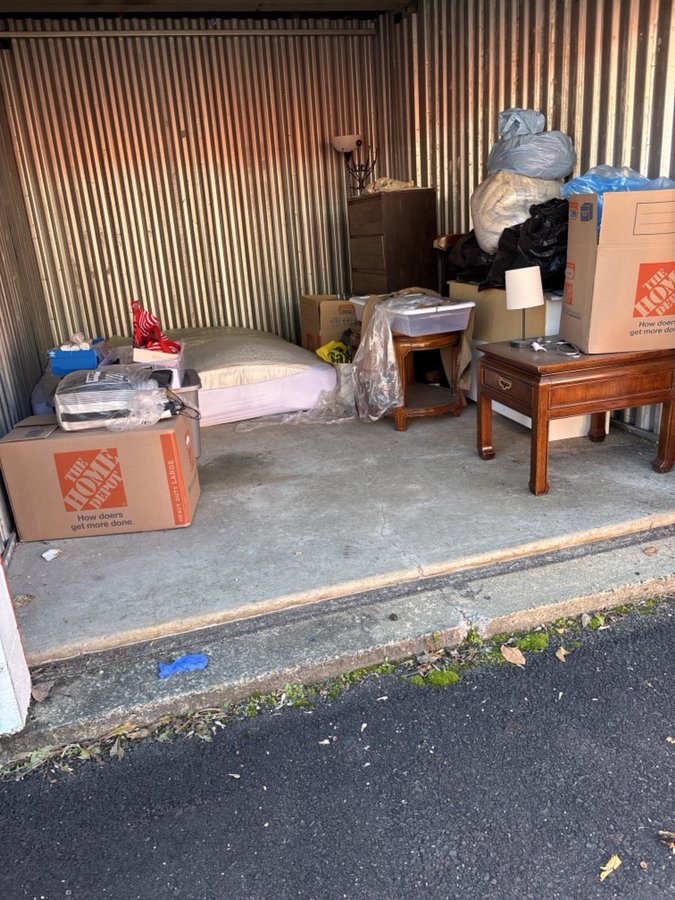 10 x 15 storage unit in Philadelphia, PA
