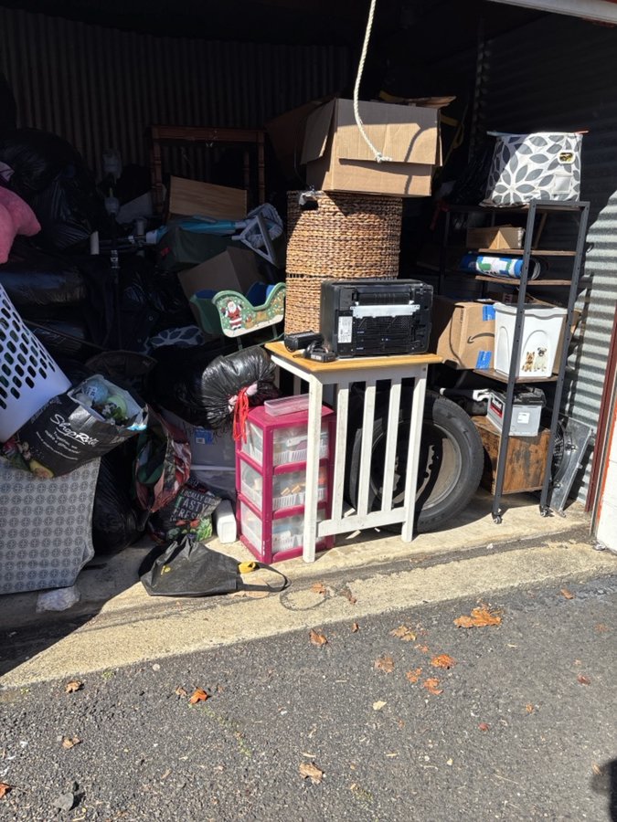 10 x 10 storage unit in Philadelphia, PA