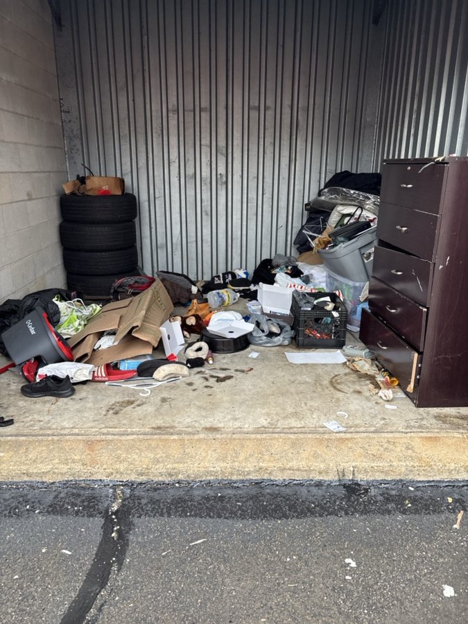 10 x 10 storage unit in Southampton, PA