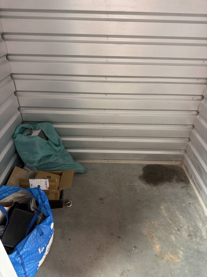 5 x 5 storage unit in Farmington Hills         , MI