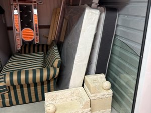10 x 10 unit in Farmington Hills         