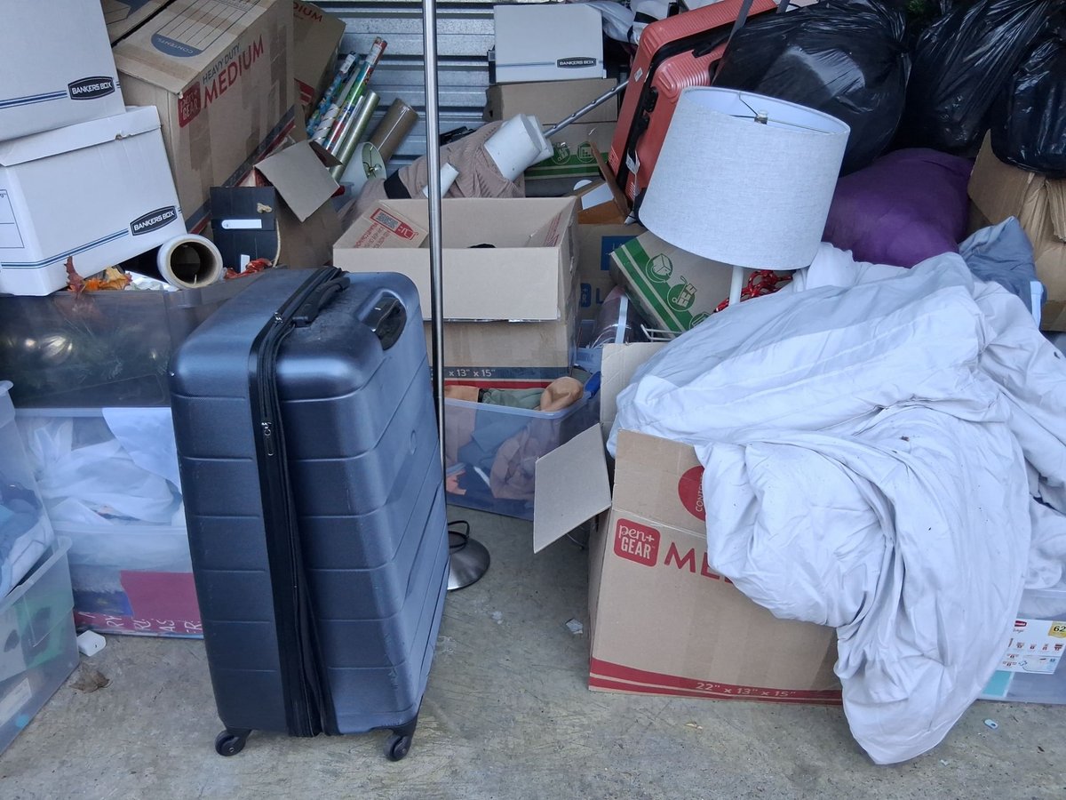 10 x 10 storage unit in Alpharetta, GA