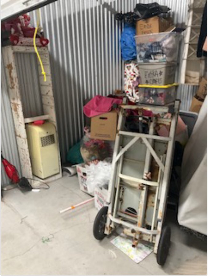 10 x 10 storage unit in Oxnard, CA