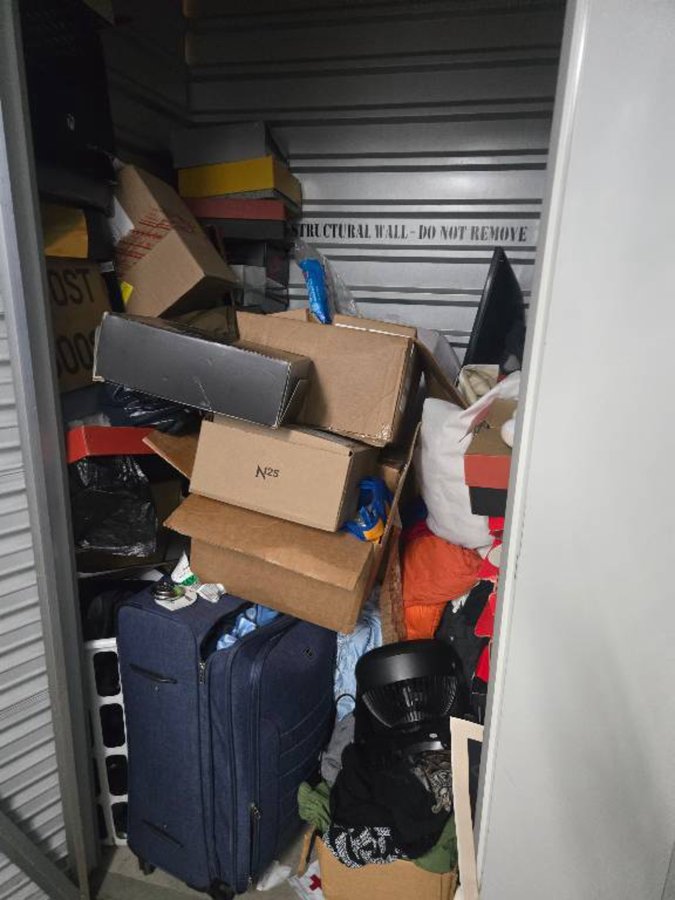5 x 5 storage unit in Fredericksburg, VA