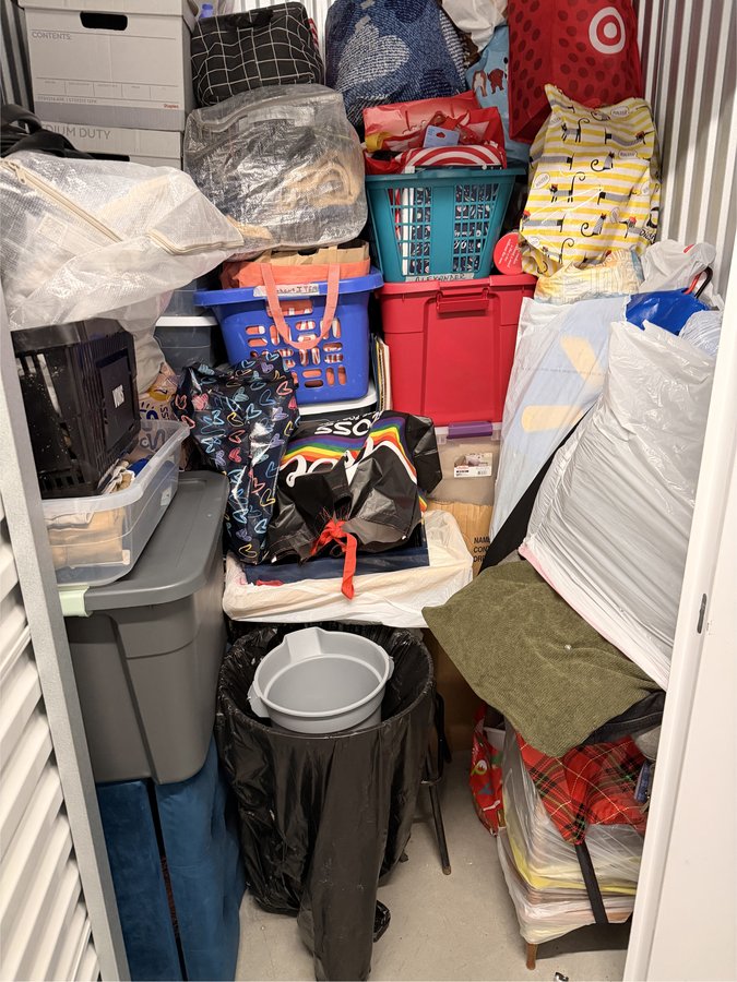 5 x 5 storage unit in San Diego, CA