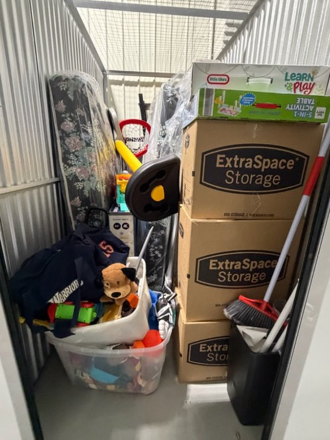 5 x 10 storage unit in Cicero, IL