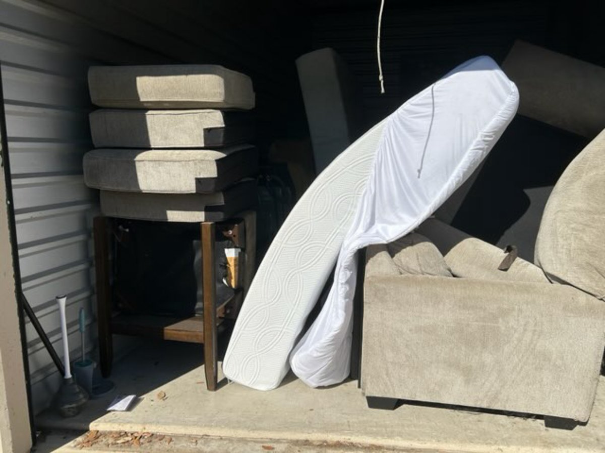 10 x 15 storage unit in San Antonio, TX
