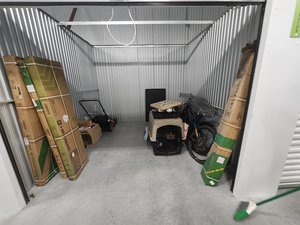 10 x 10 unit in Oviedo