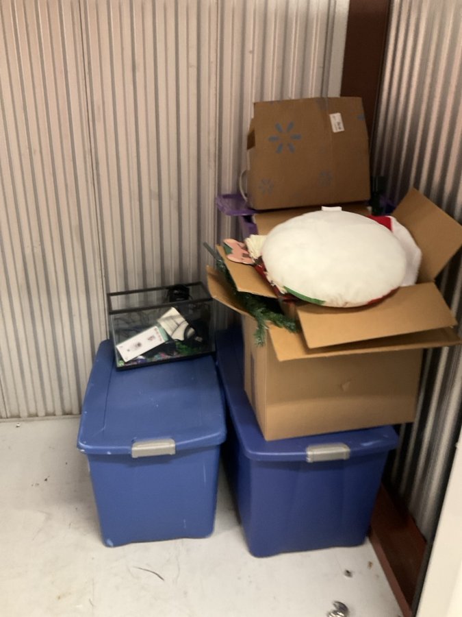 10 x 5 storage unit in Memphis, TN