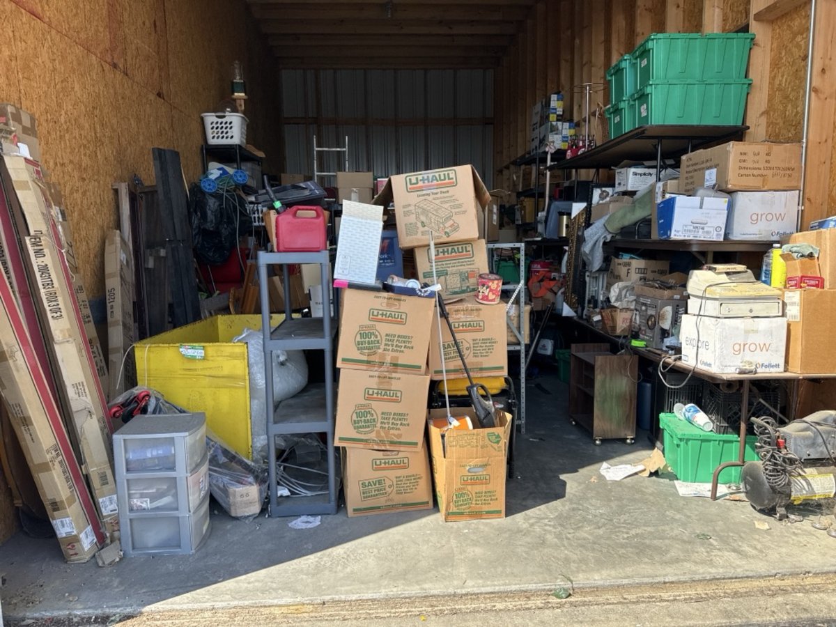 15 x 35 storage unit in Evansville, IN