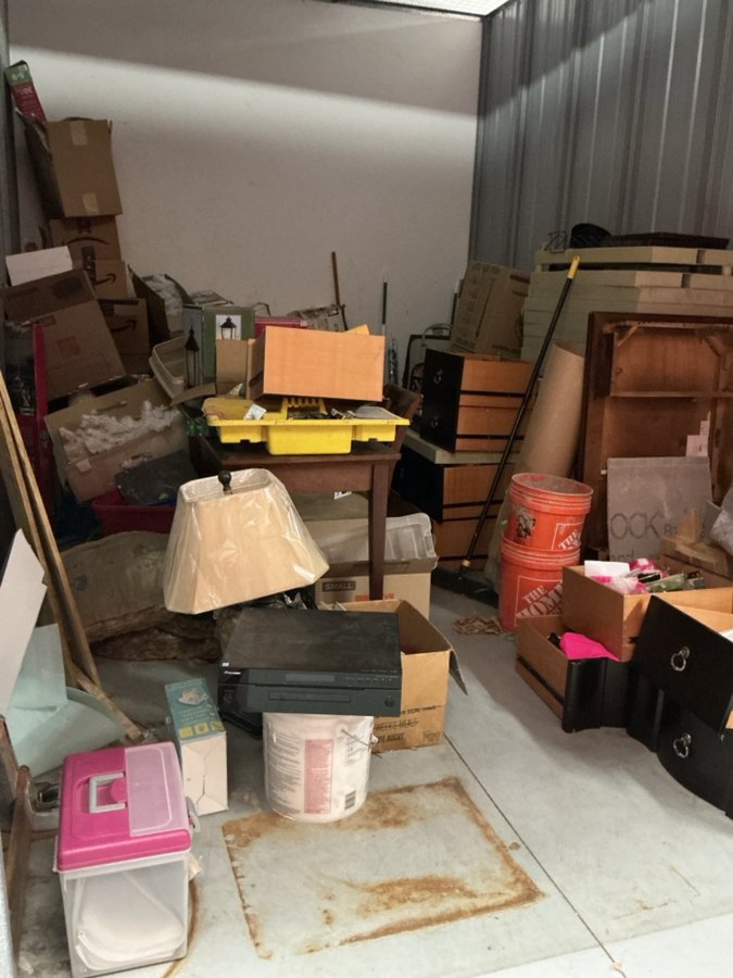 10 x 15 storage unit in Orlando, FL