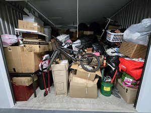 10 x 10 unit in Louisville