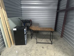 10 x 10 unit in Tuscaloosa