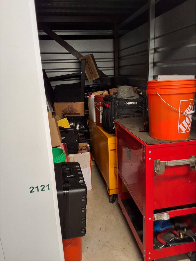 5 x 10 storage unit in Carol Stream, IL