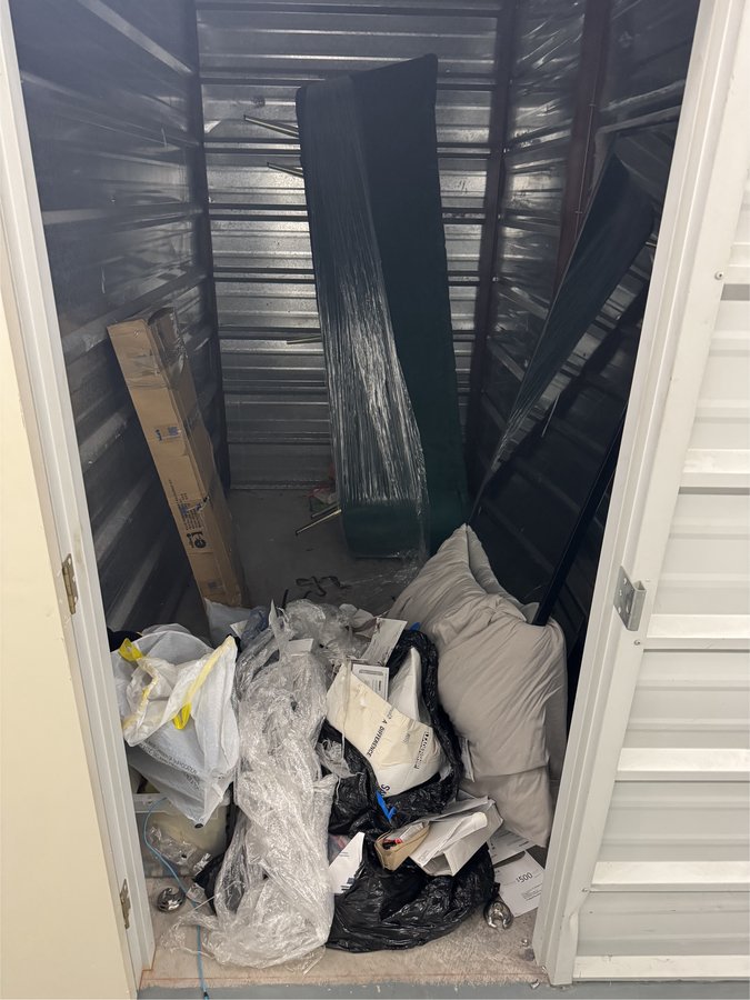 5 x 10 storage unit in Houston, TX