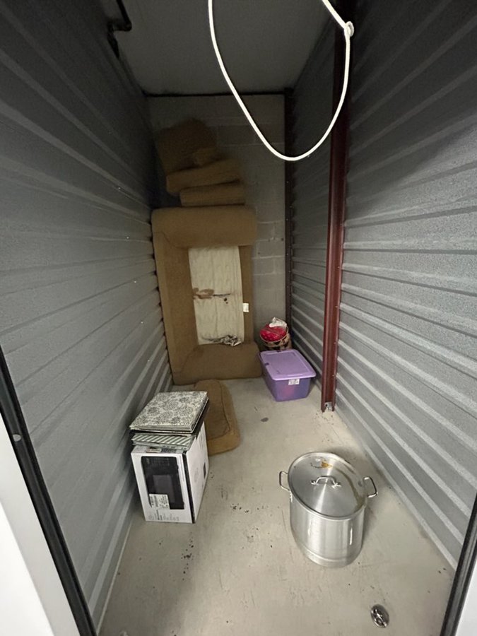 5 x 10 storage unit in San Antonio, TX