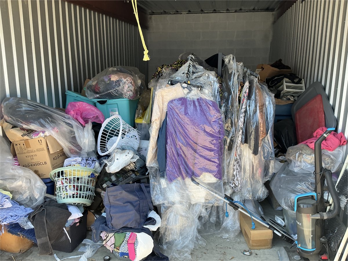 10 x 20 storage unit in Dallas, TX