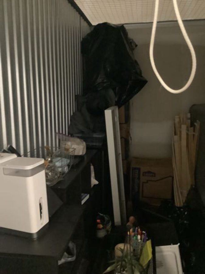 5 x 10 storage unit in Tampa, FL