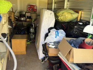 10 x 20 unit in Tallahassee