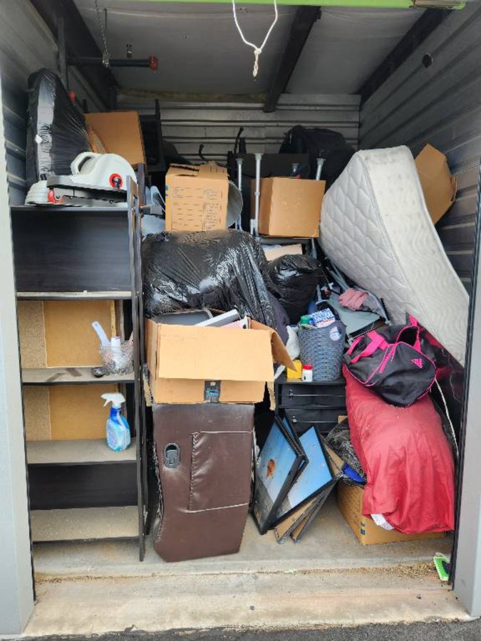 8 x 9 storage unit in Las Vegas, NV