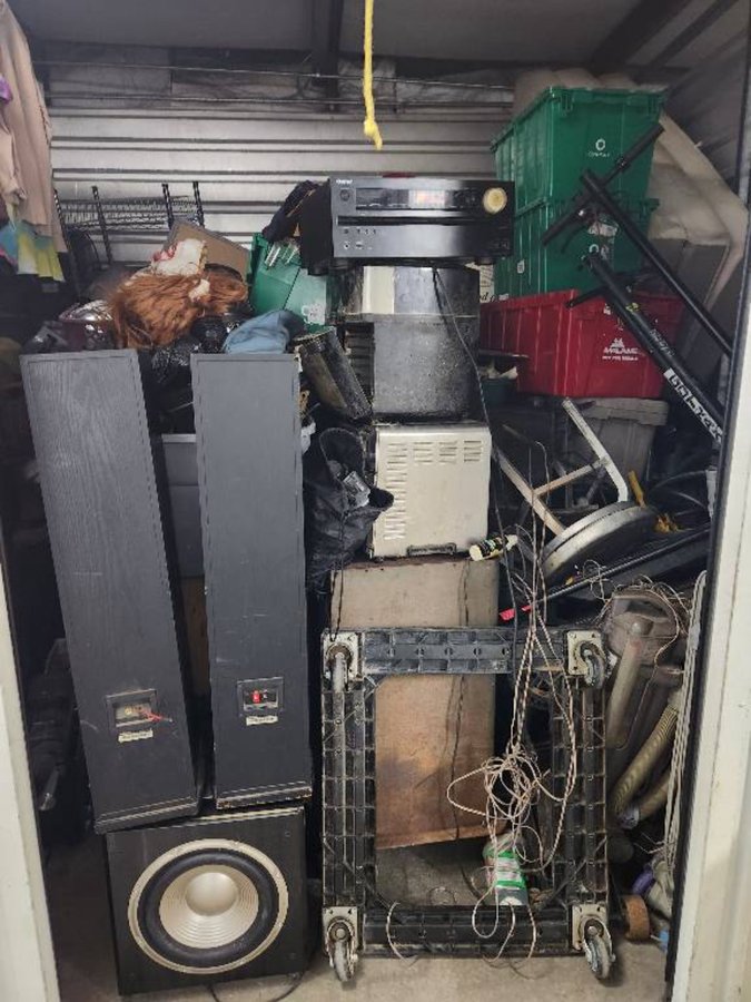 10 x 10 storage unit in Las Vegas, NV
