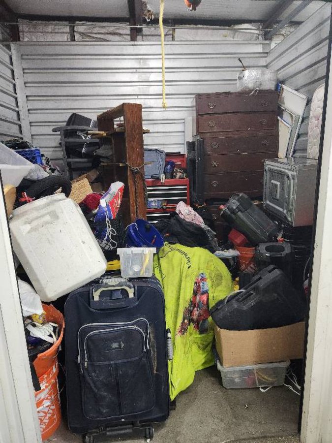 10 x 10 storage unit in Las Vegas, NV