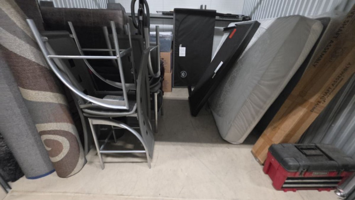 10 x 10 storage unit in Pembroke Pines, FL
