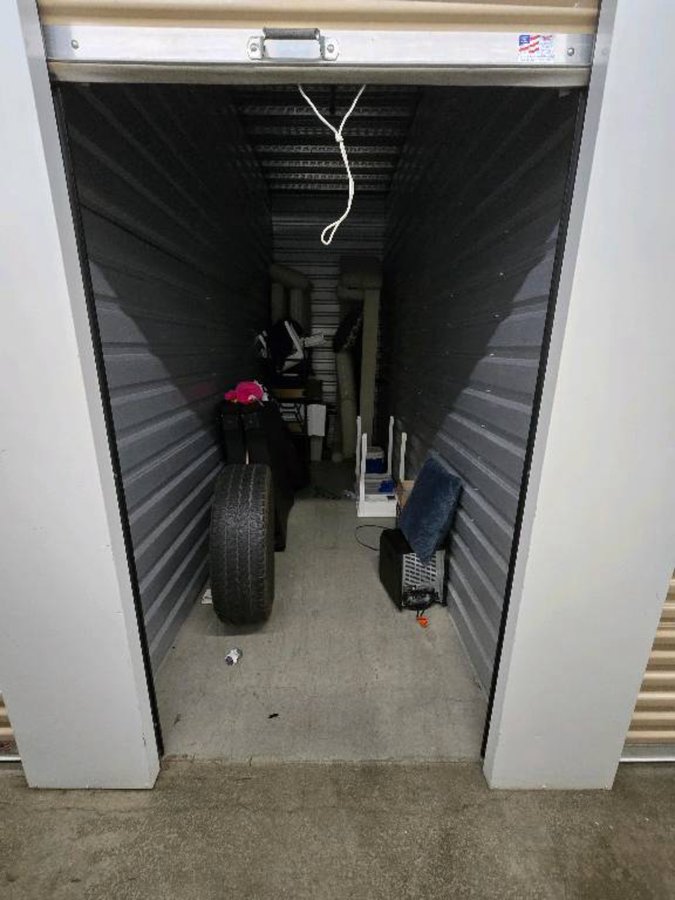 5 x 15 storage unit in Fair Oaks, CA