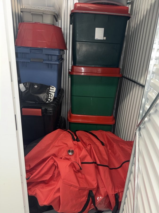 5 x 5 storage unit in Miami, FL