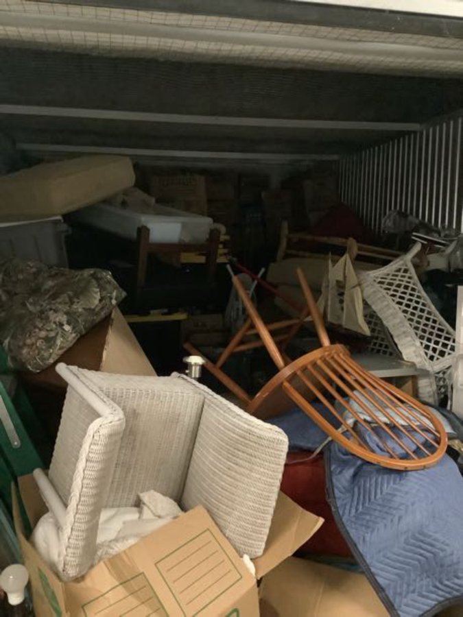 10 x 18 storage unit in Tampa, FL