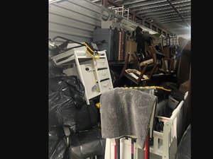 10 x 30 unit in Capitol Heights