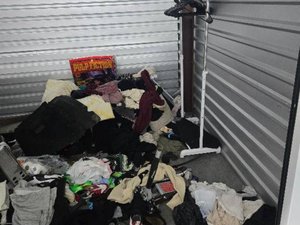 10 x 10 unit in Pensacola
