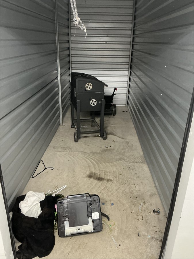 5 x 15 storage unit in Dallas, TX
