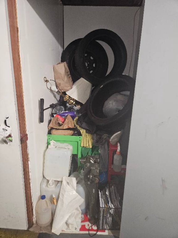 4 x 5 storage unit in San Pablo, CA