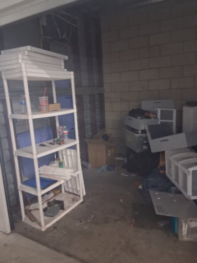 10 x 10 storage unit in Anaheim, CA