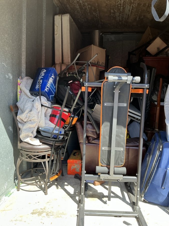 10 x 15 storage unit in Orlando, FL