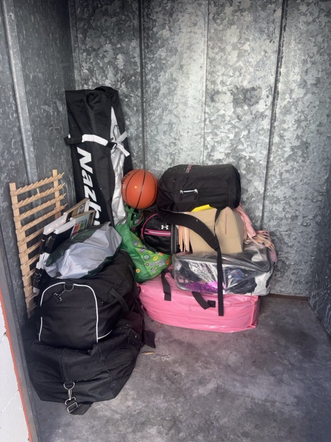 5 x 5 storage unit in Orlando, FL