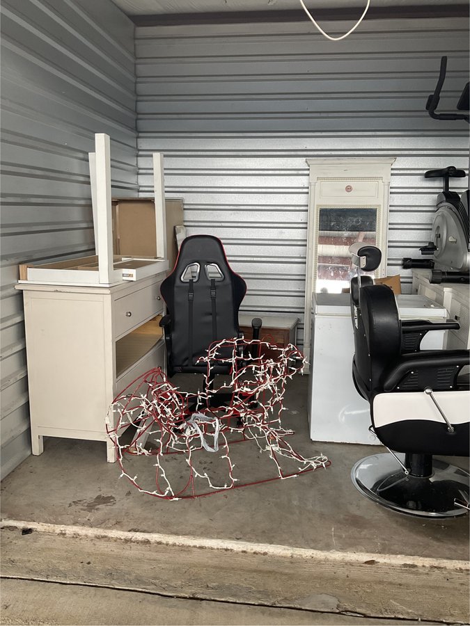 10 x 10 storage unit in Houston, TX