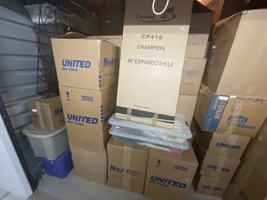 10 x 18 unit in Charlotte