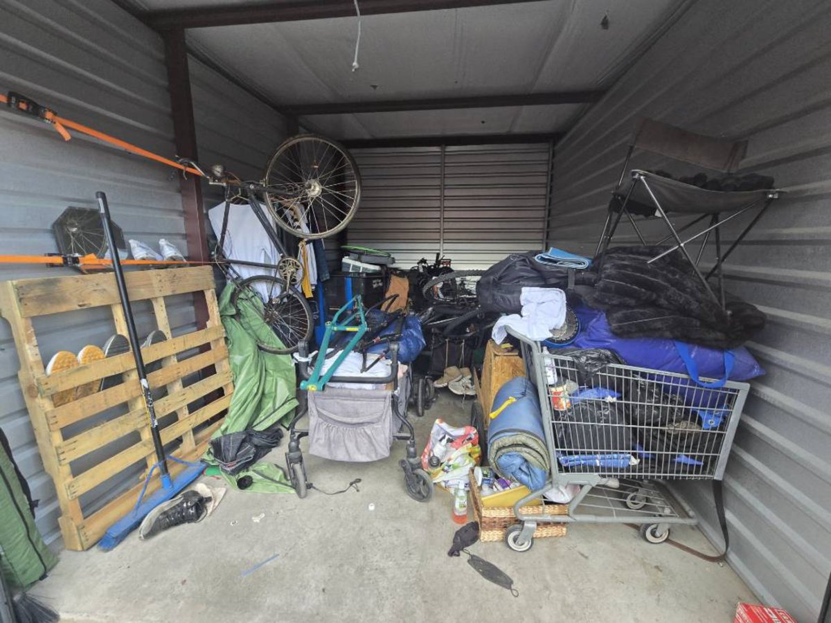 10 x 15 storage unit in Albuquerque, NM