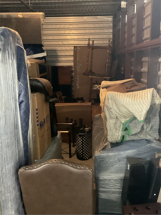 10 x 18 storage unit in Charlotte, NC