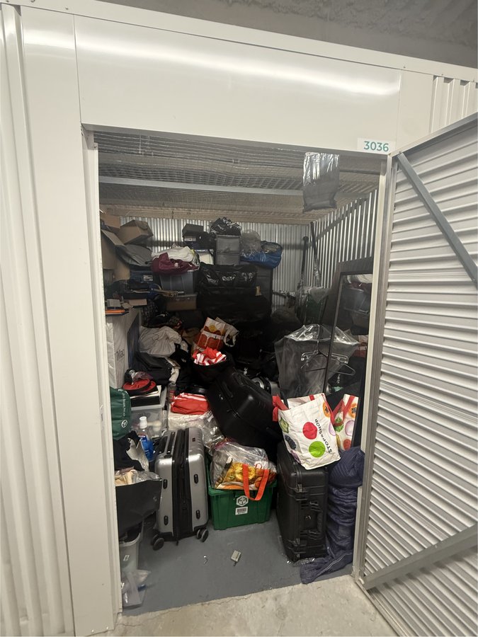 10 x 10 storage unit in Long Island City, NY